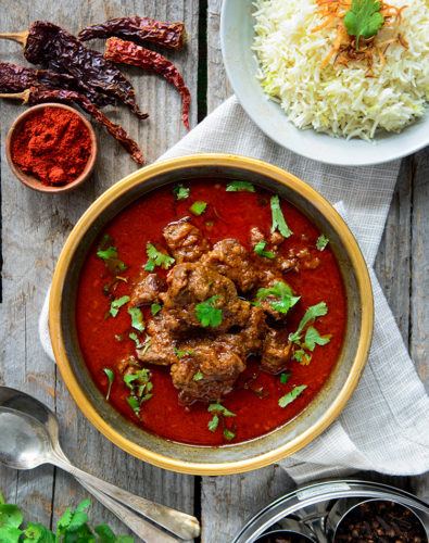 Rogan Josh (Mutton/Lamb in a Kashmiri chilli pepper gravy)
